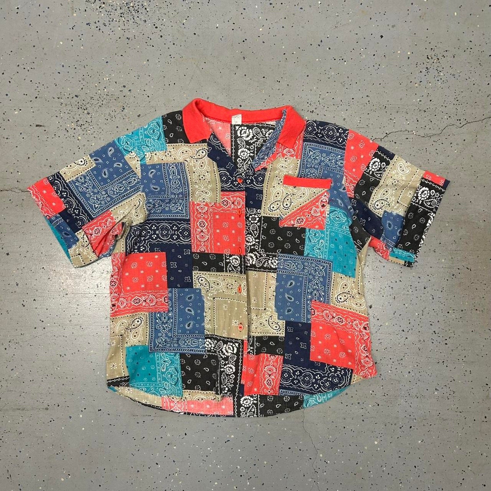 VTG Multicolored patchwork short sleeve button up… - image 1