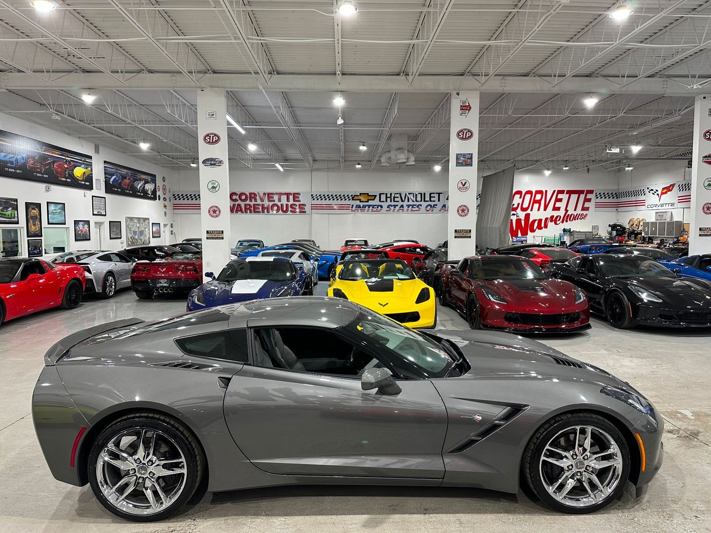 2015 [G1B] Shark Gray Metallic Chevrolet Corvette   | C7 Corvette Photo 6