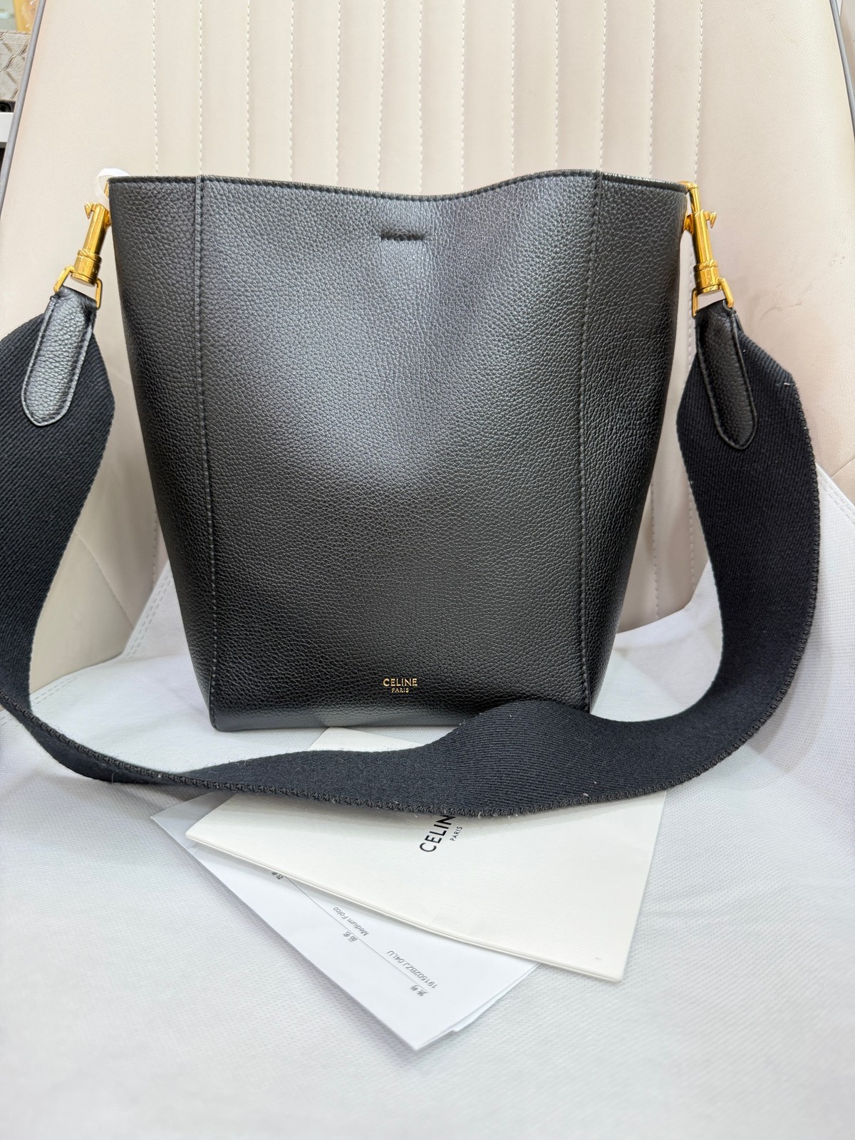 Celine Sangle Bucket Small Black Grained Calfskin Crossbody Shoulder Bag Duty Pa