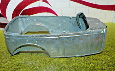 ( IDD ) Hubley 1932 Chevy 4 door phaeton  body