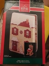 1992 Hallmark Keepsake Ornament The Night Before Christmas Display House