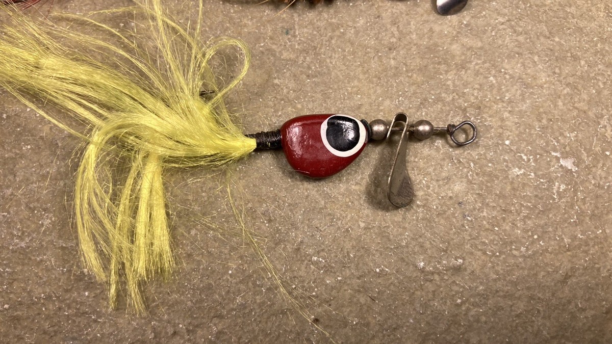 Lot De Mouches Anciennes Pour Pêche à La Mouche - Montées à La Main - Vintage USA