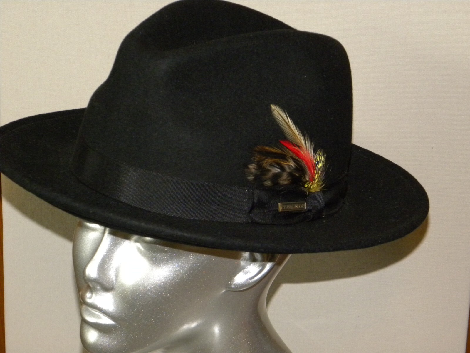 Pendleton Black Wool Fedora Hat with Ribbon and Feather Classic Shape Size 7 1/8 Medium-image