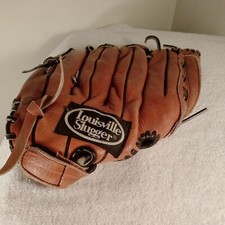 Guante de béisbol de softbol para diestros Louieville 13,5 Bruise Gard limpio