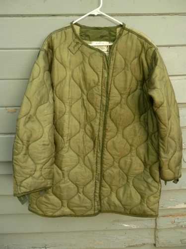 Vintage US Army Extreme Cold Weather Fishtail Parka Liner 1976 Size Small