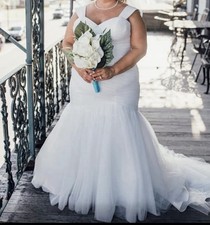 White Plus Size Off-Shoulder Mermaid Tulle Wedding Dress with Corset Back