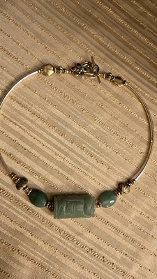 Jade Silver Tone collar style necklace with Toggle Closure GORGEOUS piece