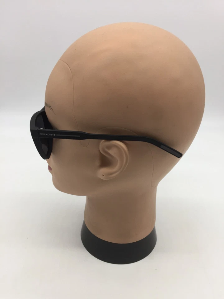 Gafas de sol de moda con montura negra mate de diseñador Lacoste 56-16-143 lentes negras Foto 4 de 4