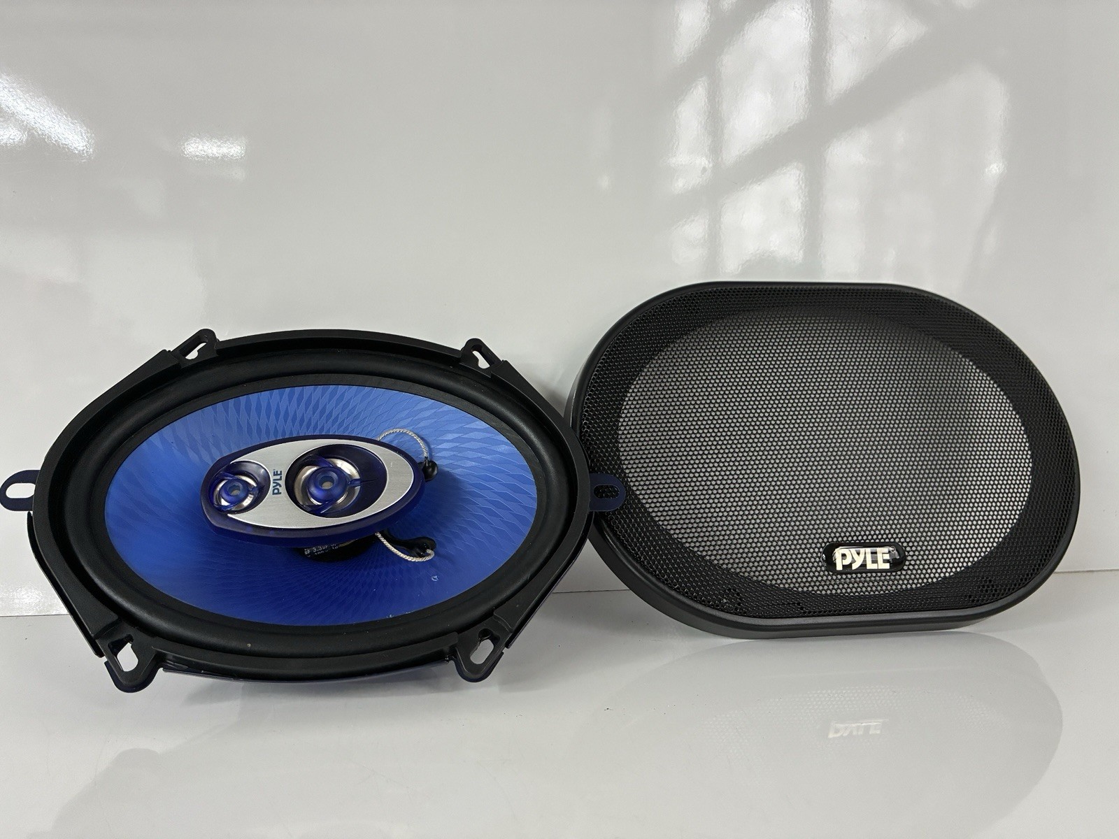 New Single Pyle Blue Label 300 Max Watts 5"x7" 3-Way Triaxia