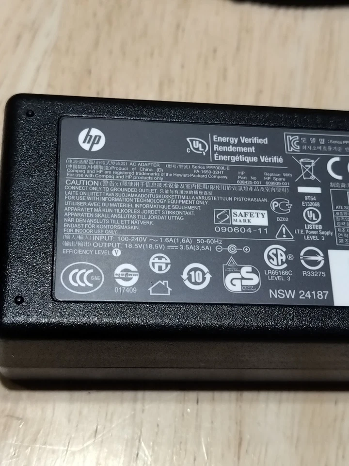 HP N17908 AC Adapter 65W Input 100-240v Output 18.5v Power Supply Charge See Pic - Image 4 of 4