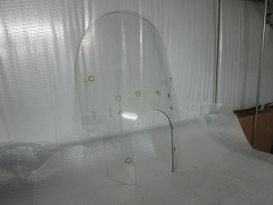 Parabrisas de altura media Victory Cross Roads 21" 10-14 Foto 2 de 4