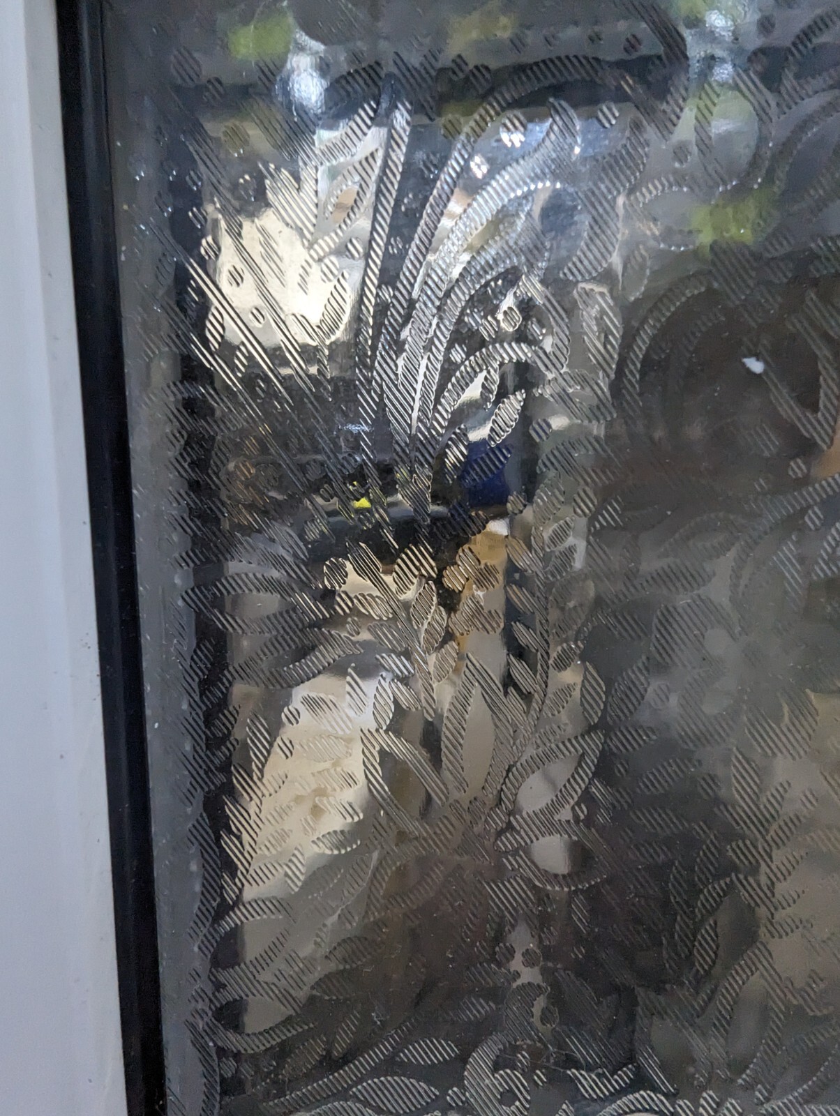 UPVC WINDOW AND FRAME FROSTED GLASS 1220MM WIDE X 1030MM (1060MM WITH