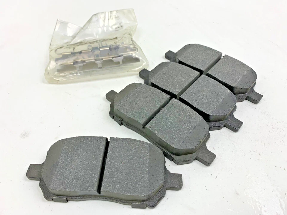 Pastillas de freno de cerámica de caja abierta NAPA Premuim SS7855X para GM Foto 2 de 2