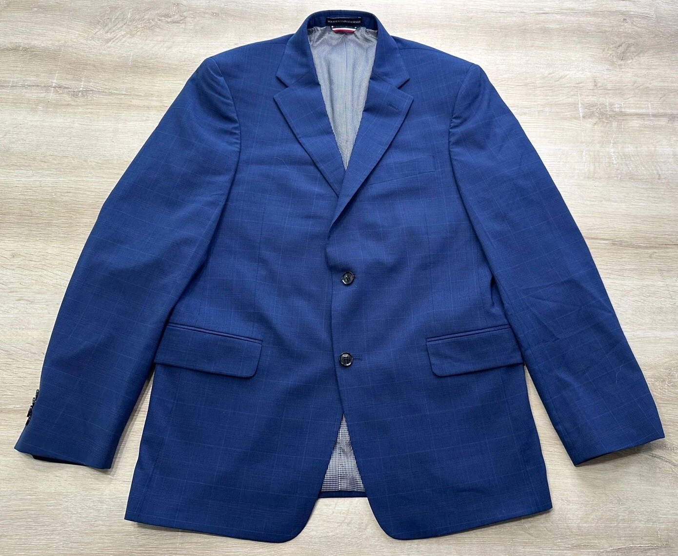 NWT Tommy Hilfiger Mens Jacket Blue 40R Plaid Blazer Sport Coat Wool Polyester