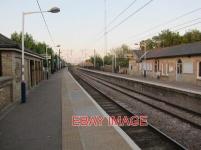 PHOTO  BALDOCK STATION LOOKING TOWARDS CAMBRIDGE. FOR A MUCH EARLIER VIEW IN THE