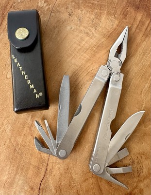 Original Vintage Leatherman Super Tool mit Leder-Etui Multifunktionswerkzeug 90s