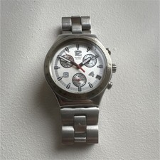 Swatch Irony Chronographe Quartz analogique argenté acier inoxydable
