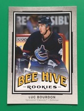 LUC BOURDON (VANCOUVER) 2006-07 UD BEEHIVE ROOKIE CARD RC #159. rookie card picture