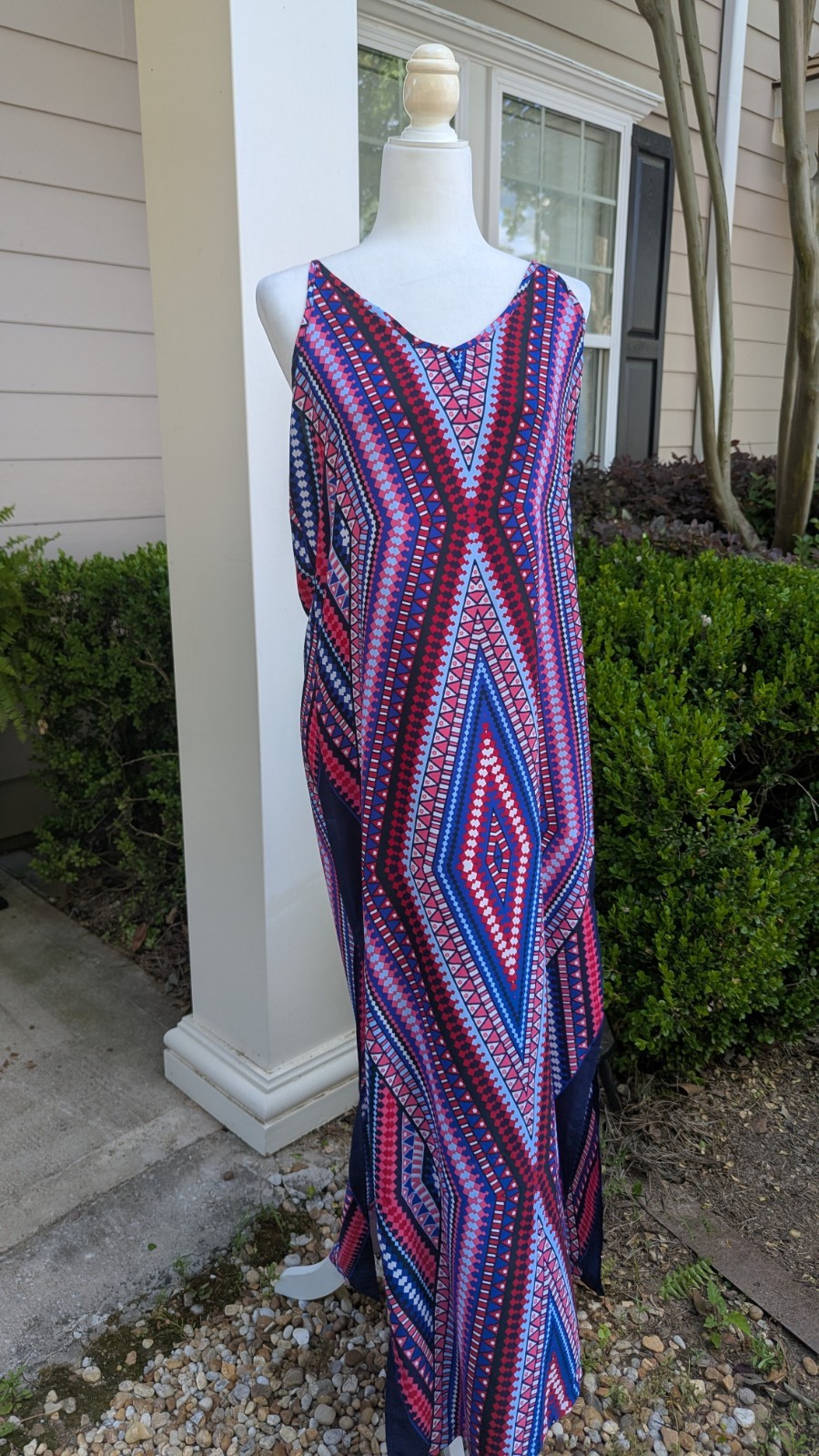 Covaciate Women’s L Multicolor Geometric V-Neck Sleeveless Maxi Dress