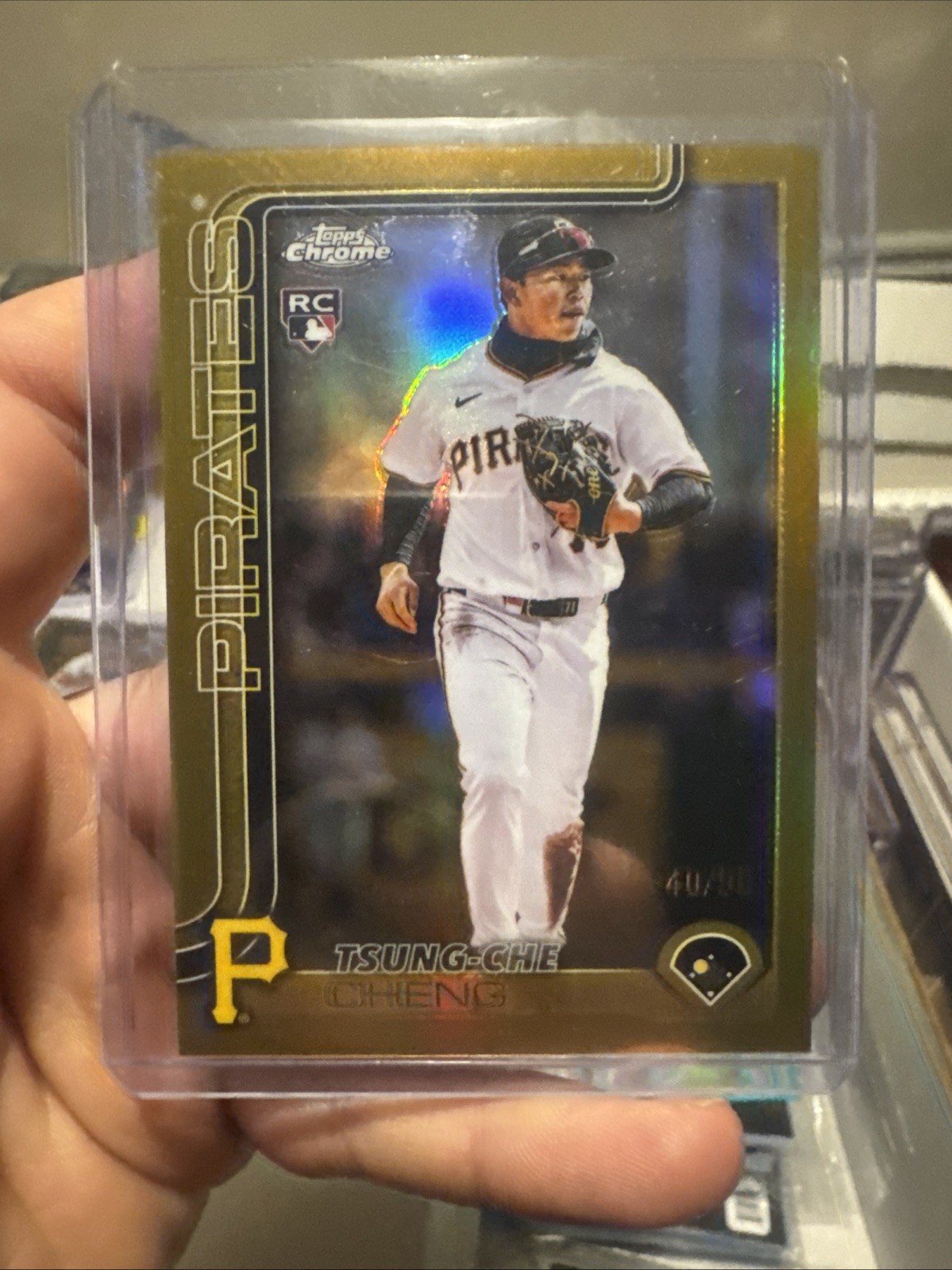 2025 Topps Chrome Update Series - Tsung-Che Cheng #USC74 Gold Refractor /50 (RC)