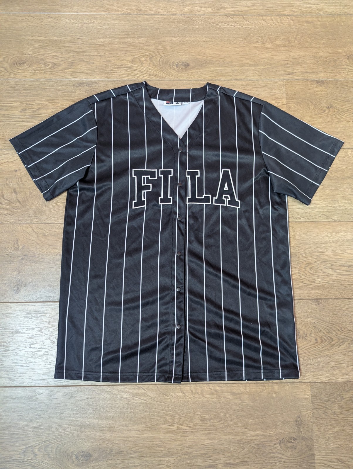 Maglia da baseball FILA maglia bottoni a pressione scritta M manica corta