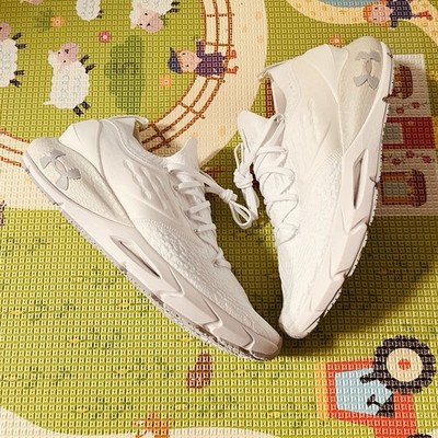 Under Armour HOVR Phantom 2 Shoes Mens 10.5 White Running Sneakers 3023017-100