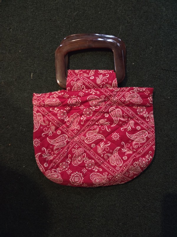 Vintage Red Bandana print Reuseable Shopping Tote Bag 1970s Plastic Handles RARE