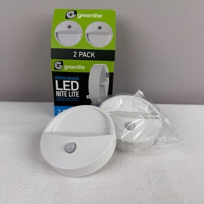 Greenlite Motion Sensor LED Night Light Plug-In 2 Pack White 120V
