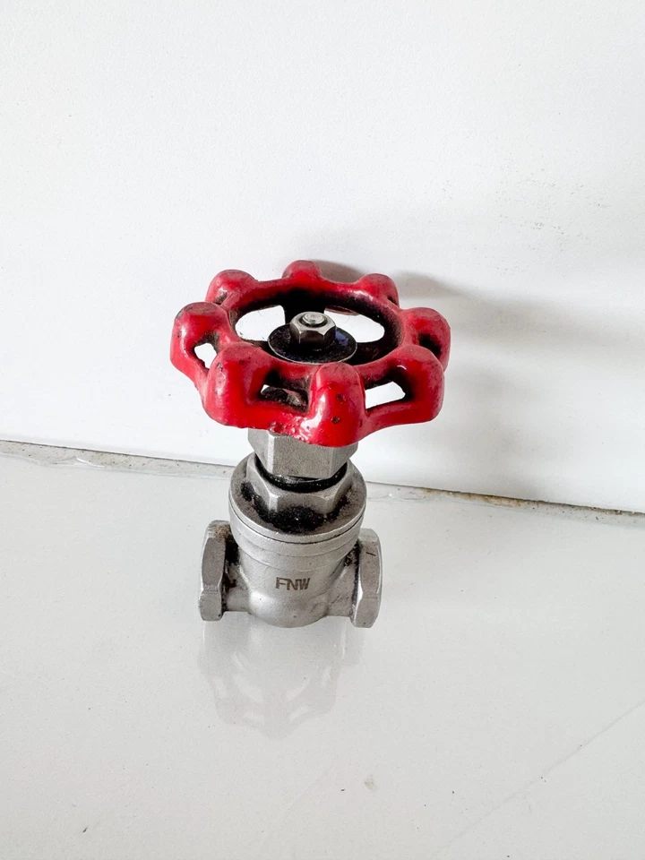 1/2" FNW Stainless Gate Valve, 200 PSI, CF8M 132 (EL17) - Image 3 of 4