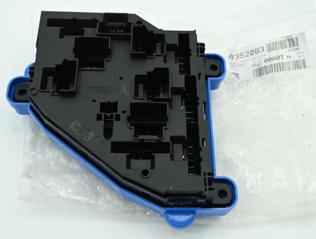 Genuine OEM Rolls-Royce Rear Power Distribution Box P/N 9352083