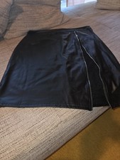 Temu Damen Minirock kurz schwarz Lederoptik G...