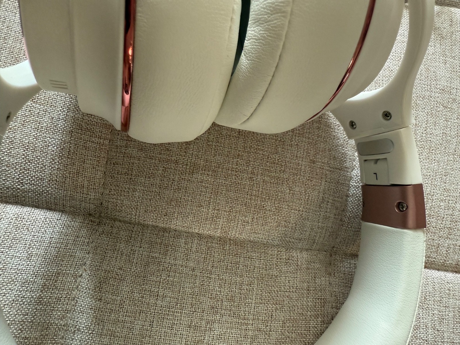 RAYCON  Wireless Bluetooth Over Ear Headphones, with Active Noise Cancelling