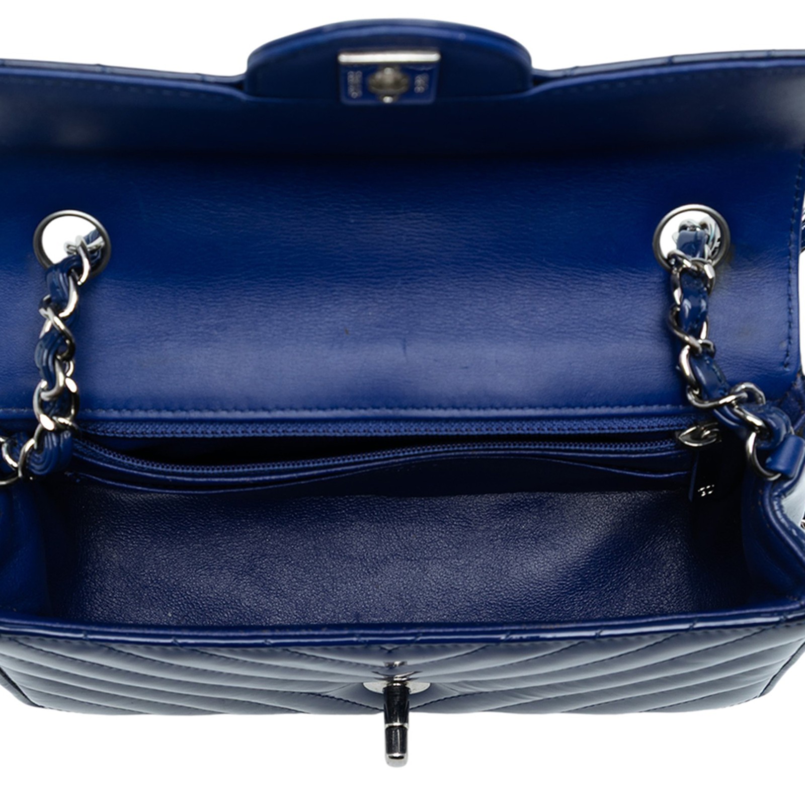 Authenticated Chanel Mini Rectangular Classic Che… - image 4