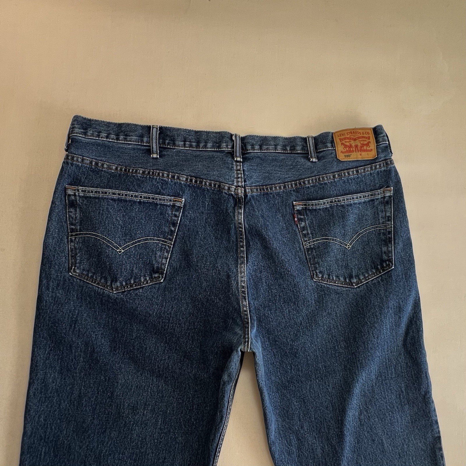 Levis 550 Jeans Mens 48x29 Blue Denim Tapered Leg Cotton Relaxed Fit thumbnail 7