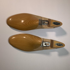 Vintage F.R. Tripler  Co. Wood Hinged Shoe Trees women's 8D D.Mackay  Co.