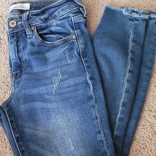 KanCan Women s Blue Medium Wash Distressed St...