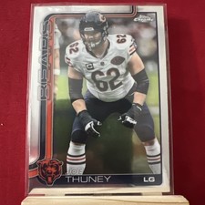 Topps Chrome 2025 Joe Thuney #50 Chicago Bears NFL Football Card