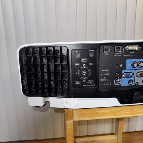 Epson Pro L1490U Laser 3LCD 9,000 Lumen 4K Enhancement Projector w/ ELPLM15 Lens - Afbeelding 19 van 21