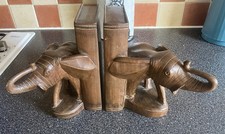 Vintage para ręcznie rzeźbionych drewnianych podkładek na książki, słonie z książkami