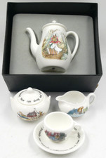 WEDGWOOD MINIATURE PETER RABBIT BEATRIX POTTER COFFEE POT JUG SUGAR CUP SAUCER