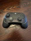 Razer Wolverine V2 Chroma Xbox Series X|S Wired Gaming Controller — photo 1