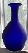 vintage cobalt blue blown glass bud vase unsigned Beaker 8 in.