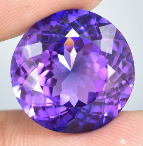 17 x 17 MM Flawless 22.50 Ct Natural Java Plum Sapphire Gemstone (GIT) Certified - Picture 1 of 8