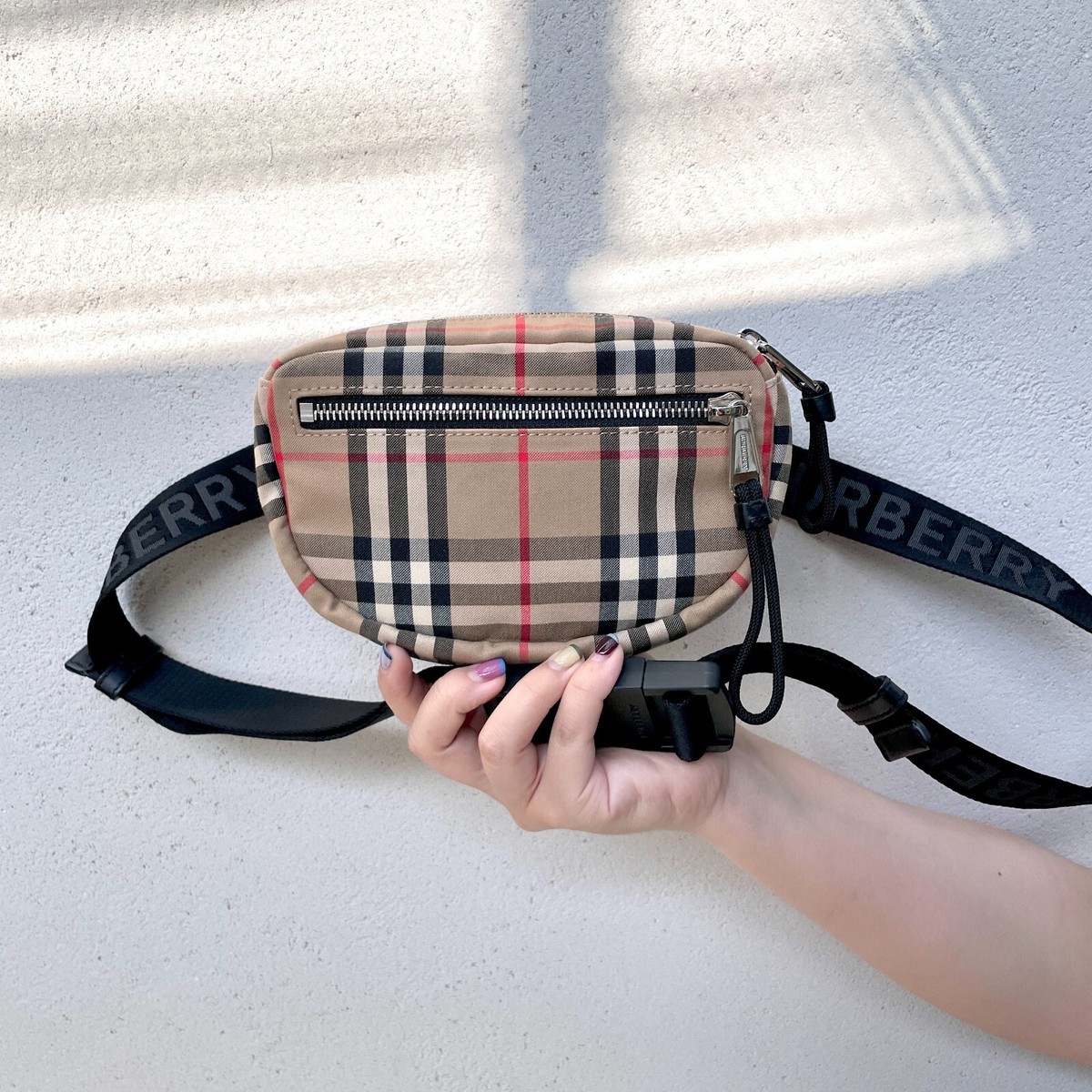Auth BURBERRY Check Crossbody Waist Bag Beige Canvas Great Auth BURBERRY Check Crossbody Waist Bag Beige Canvas Great