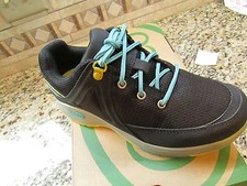 NEW CHACO VIKA BLACK ATHLETIC SHOES WOMENS 6 BLACK ECO-TREAD