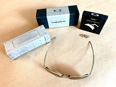 RARE VINTAGE OAKLEY SQUARE WIRE GEN 1 SUNGLASSES - Matte Gold