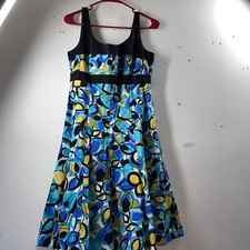 Nine West size 8 multicolored sundress knee length flounced body; Good Condition