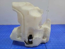 2016 Chevy Malibu 1.5l Washer Fluid Reservoir Assembly Genuine Oem 23338935