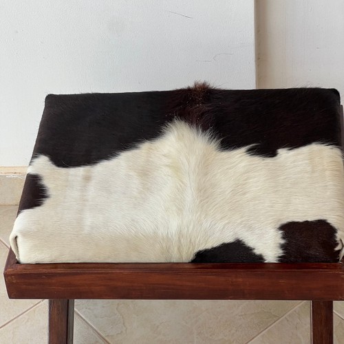 Black And White Cowhide Ottoman X Leg Stool - 第 6/13 張圖片