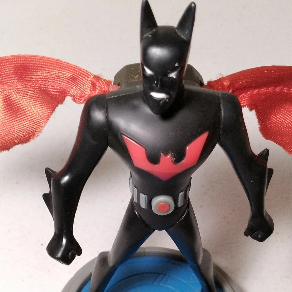 Burger King 2000 #7 Batman Beyond 6" Ala de Acción Base Giratoria Capa Roja Usado en Excelente Condición Foto 2 de 4